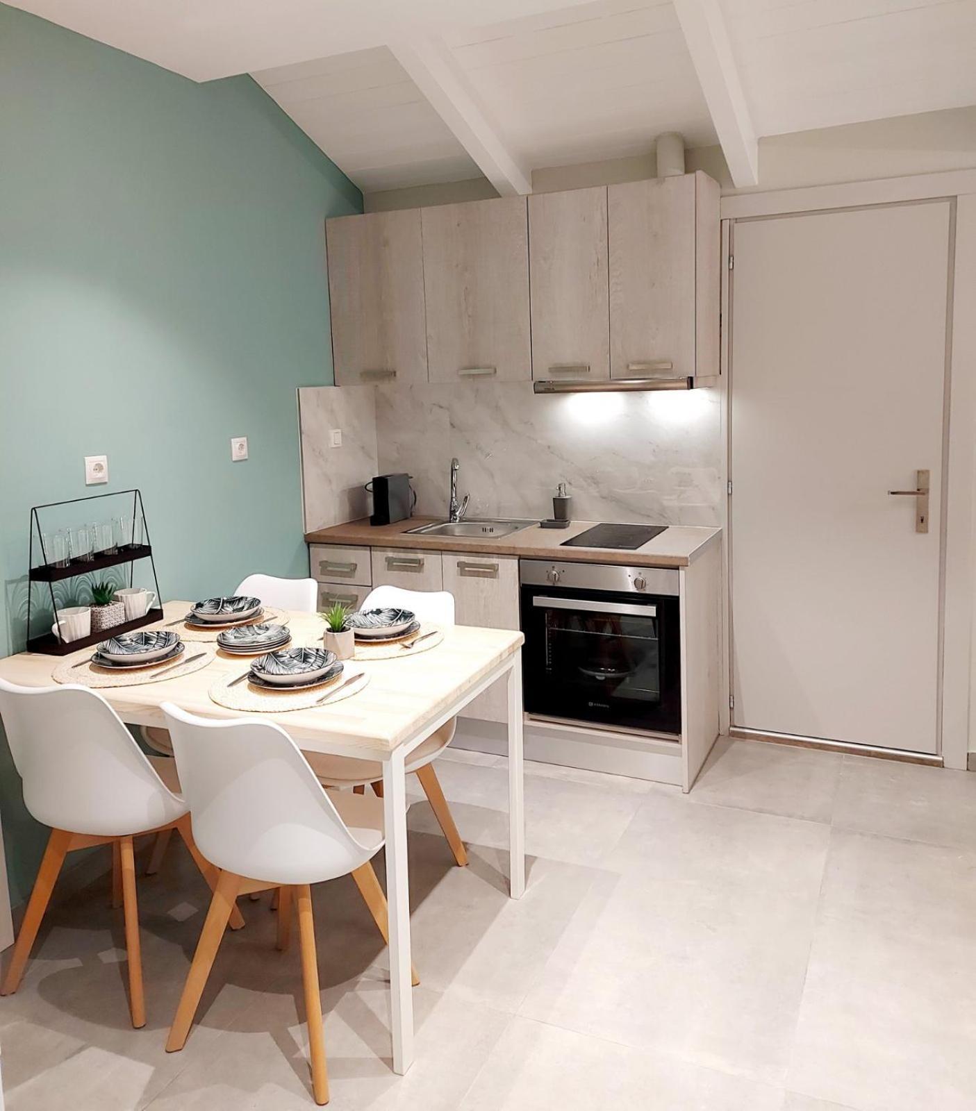 Elina'S Luxury Apartments Πρέβεζα Δωμάτιο φωτογραφία